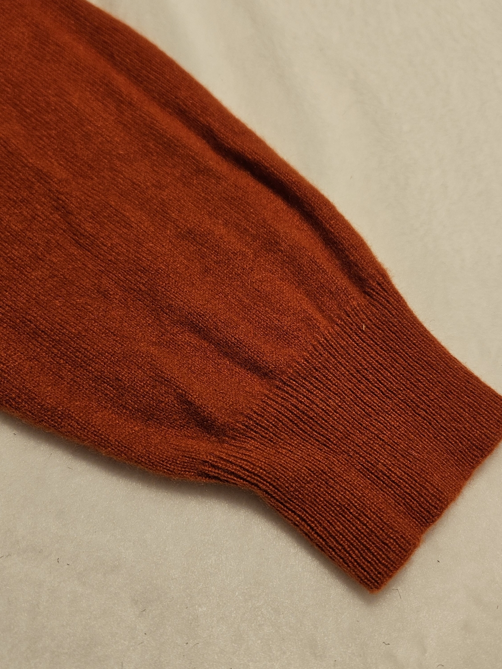 Patrick Clark XL 100% Cashmere Sweater Burnt Orange Crewneck Pullover Classic - Picture 10 of 10